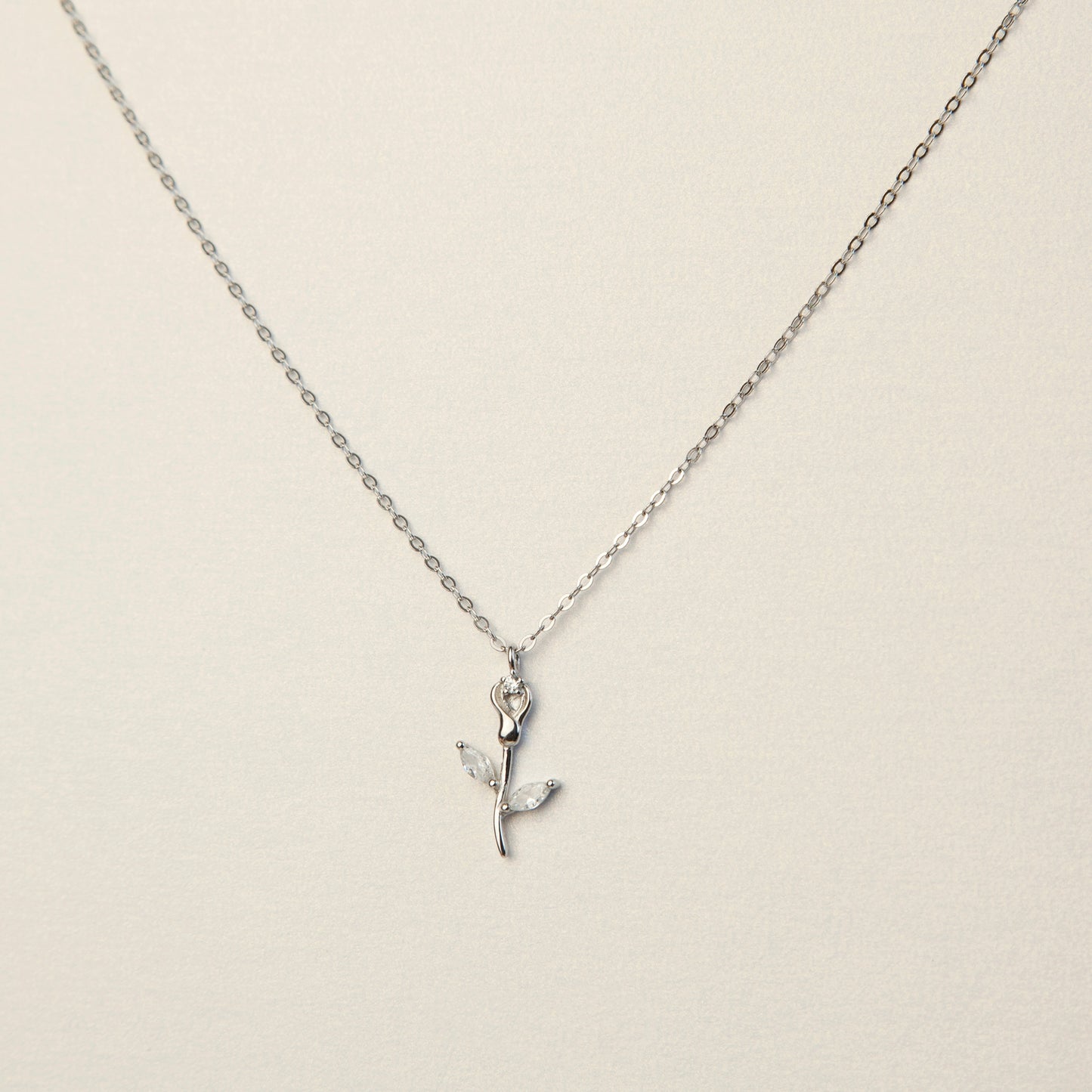 925 Sterling Silver Rose Necklace, Dainty CZ Rose Necklace, Rose Flower Necklace, Minimalist Plant Necklace, Rose Pendant Forever Love