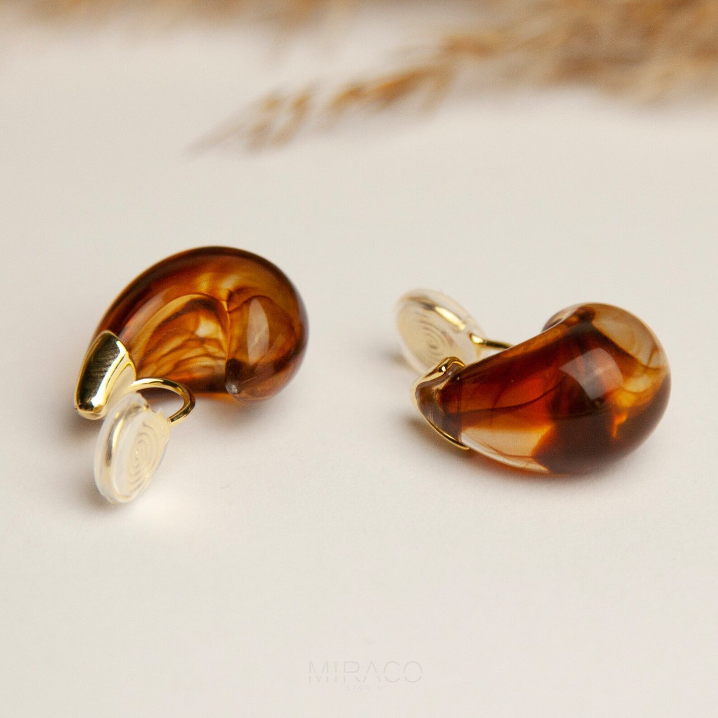 Chunky Waterdrop Domed Shape Non-Pierced Clip-On Earrings, Trendy Resin Statement Non Pierced Clips