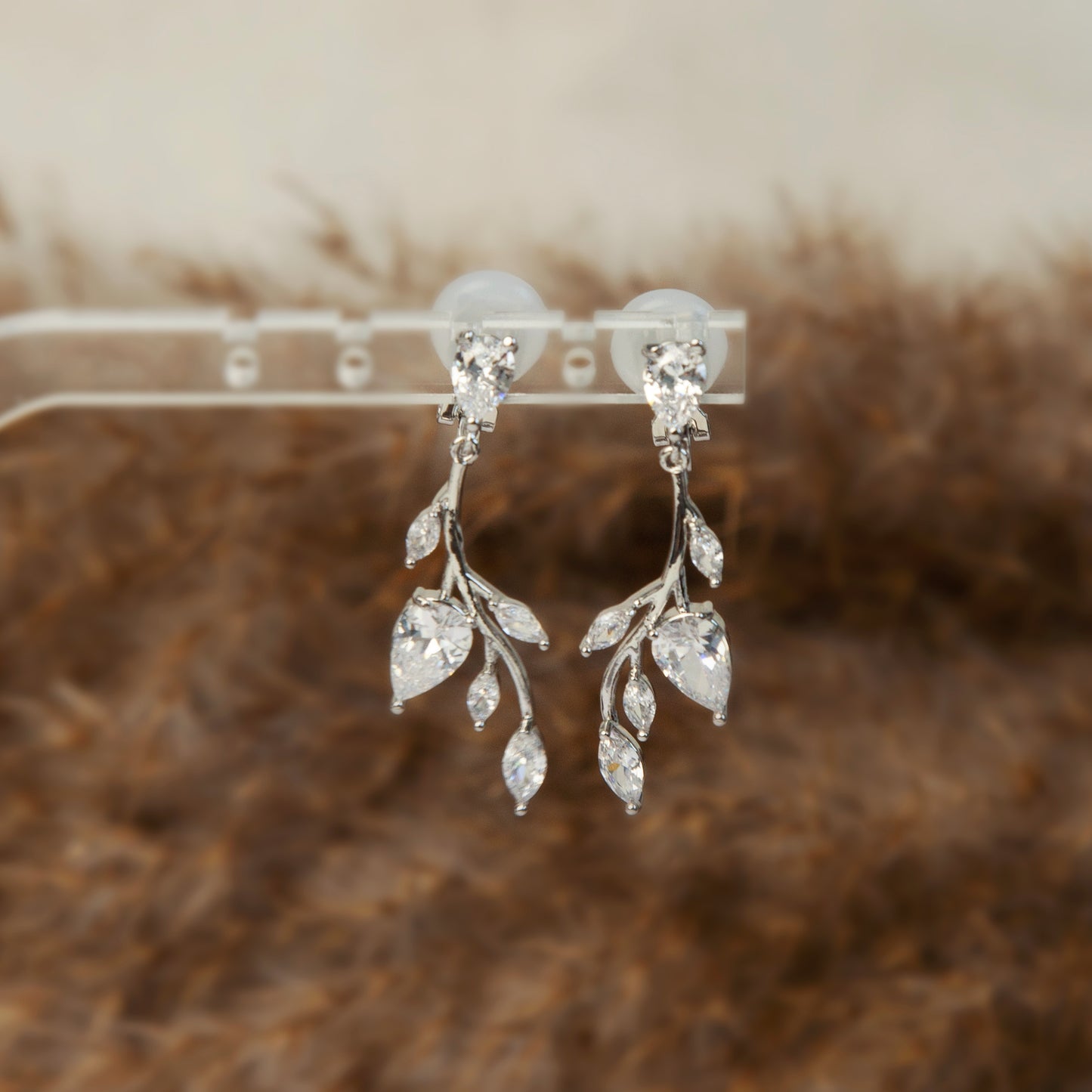 Clip On Diamond Earrings, Mini-Clip Dangle Earrings, Non-Pierced Plant Bridal Wedding Earrings
Our Mini-Clip Dangle Earrings are the perfect choice for those seeking subtle elegance or with small earlobes. Enjoy stylish charm and comfort in a compact design.