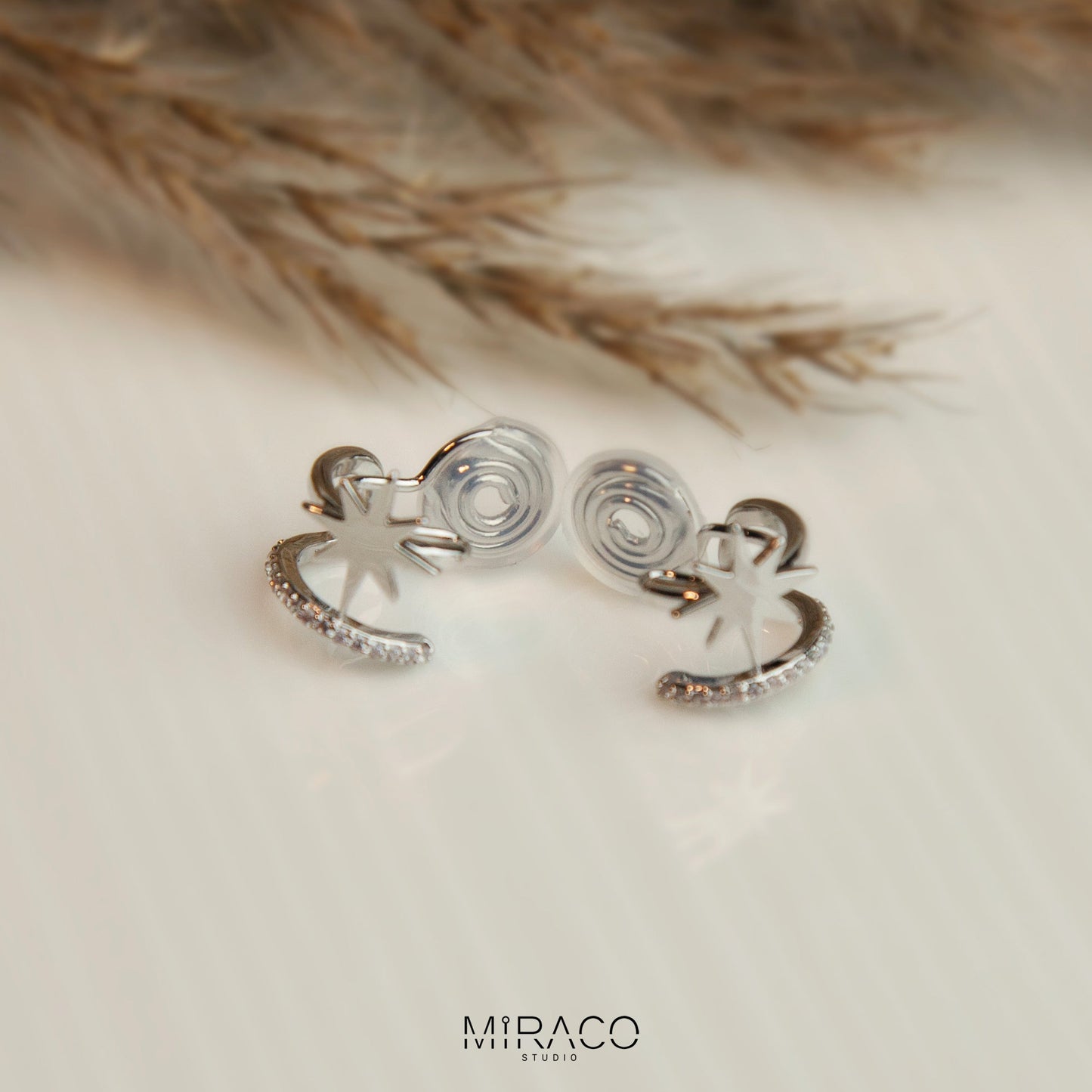 Clip On Star Earrings, Double Hoop Clip On Earrings, Cuff Stud Earrings in Silver or Gold, Minimalist Huggie Earrings, No Piercing Earrings, Star Hoops