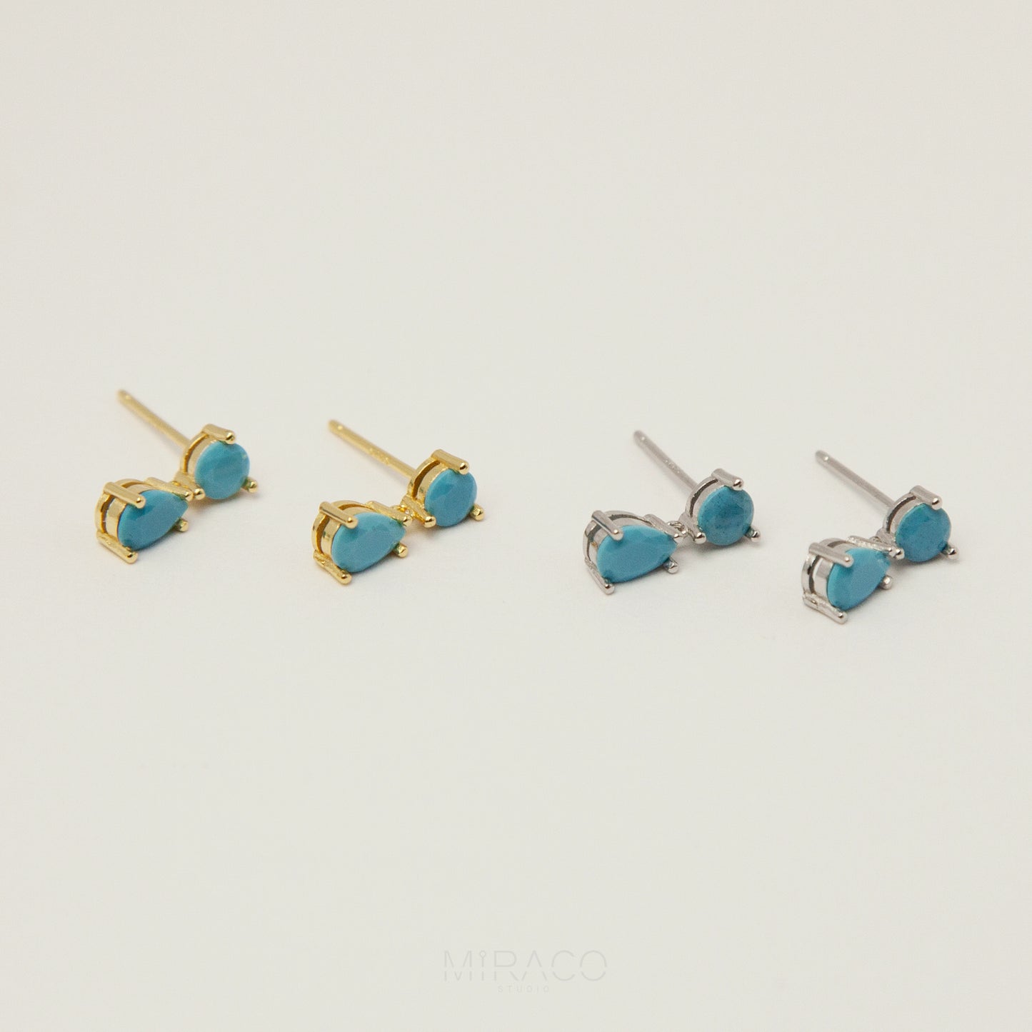Dainty Sky Blue Earrings, Silver or Gold Dangle Waterdrop Gemstone Earrings Pierced Earring
-DETAILS-
• Material: 925 sterling silver, pierced ears
• Dimensions: 12mm*4mm
• Sold as a pair
These Earrings come with sterling silver butterfly backs.
