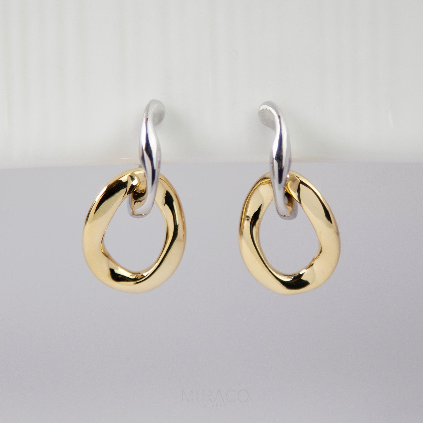 Dangle Drop Linked Circle Gold Silver Two Way Wear Earrings, Minimal Drop Non-Pierced Earrings