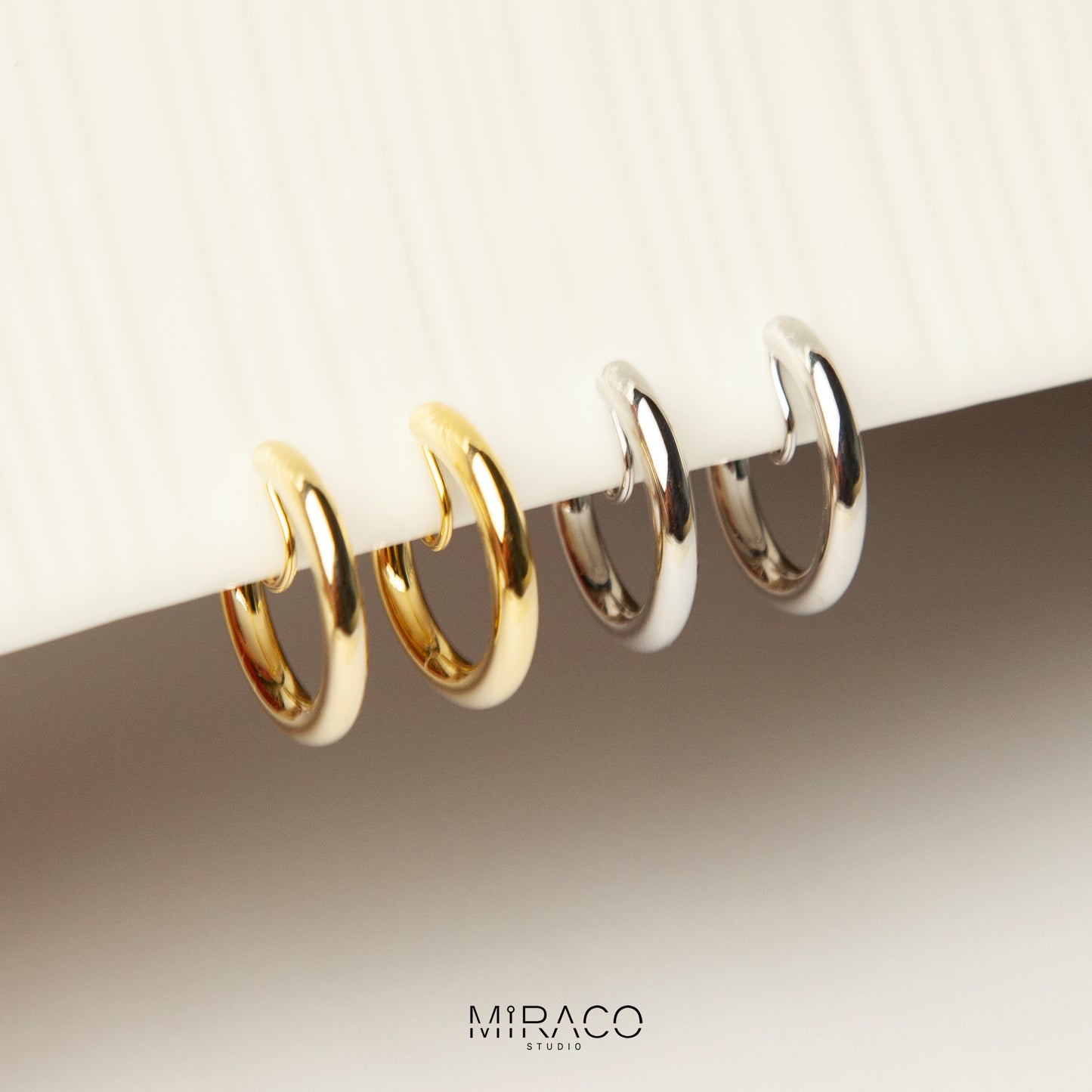 Minimalist Clip On Huggie Earrings, Huggie Hoop Earrings in Gold & Silver, Everyday Simple Chunky Hoops, Coil Back Non Pierced Earrings