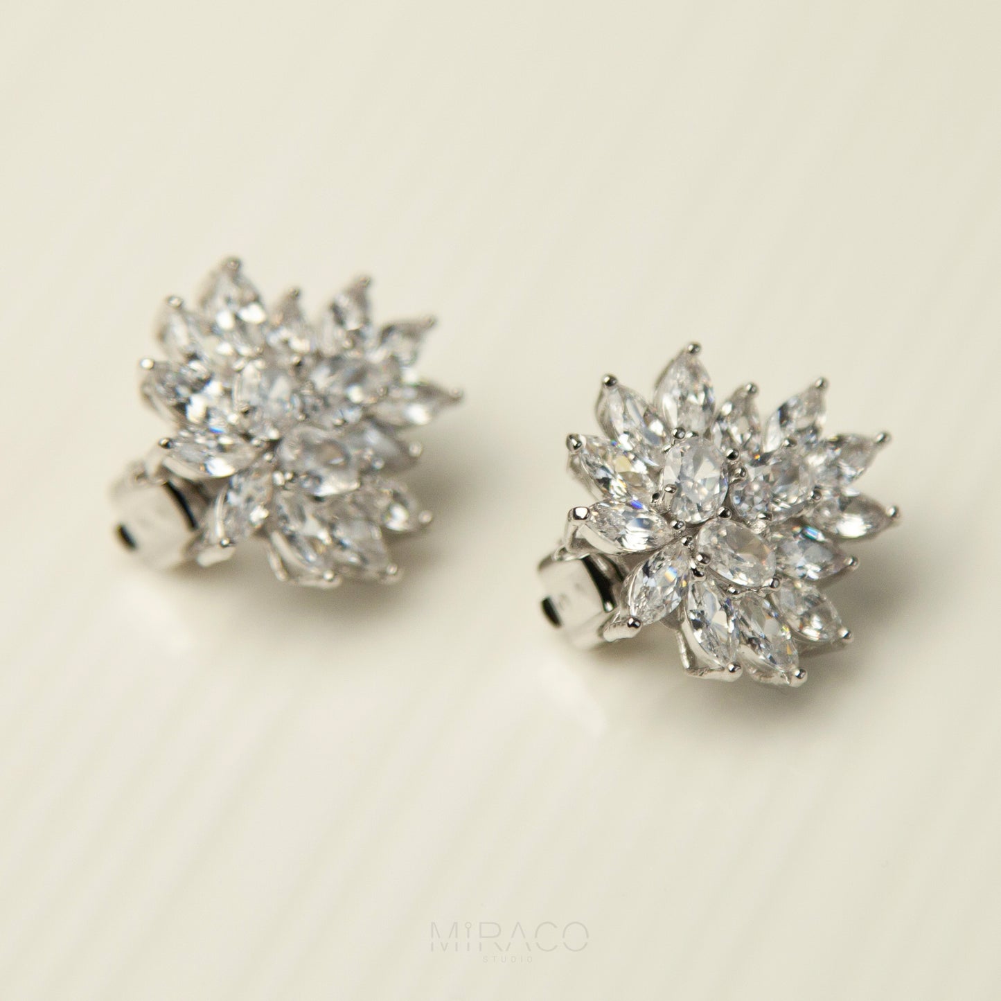 Paddle Back Clips Earrings, Clear Crystal Leaf Plant Studs, Party Bridal Non-Pierced Earrings