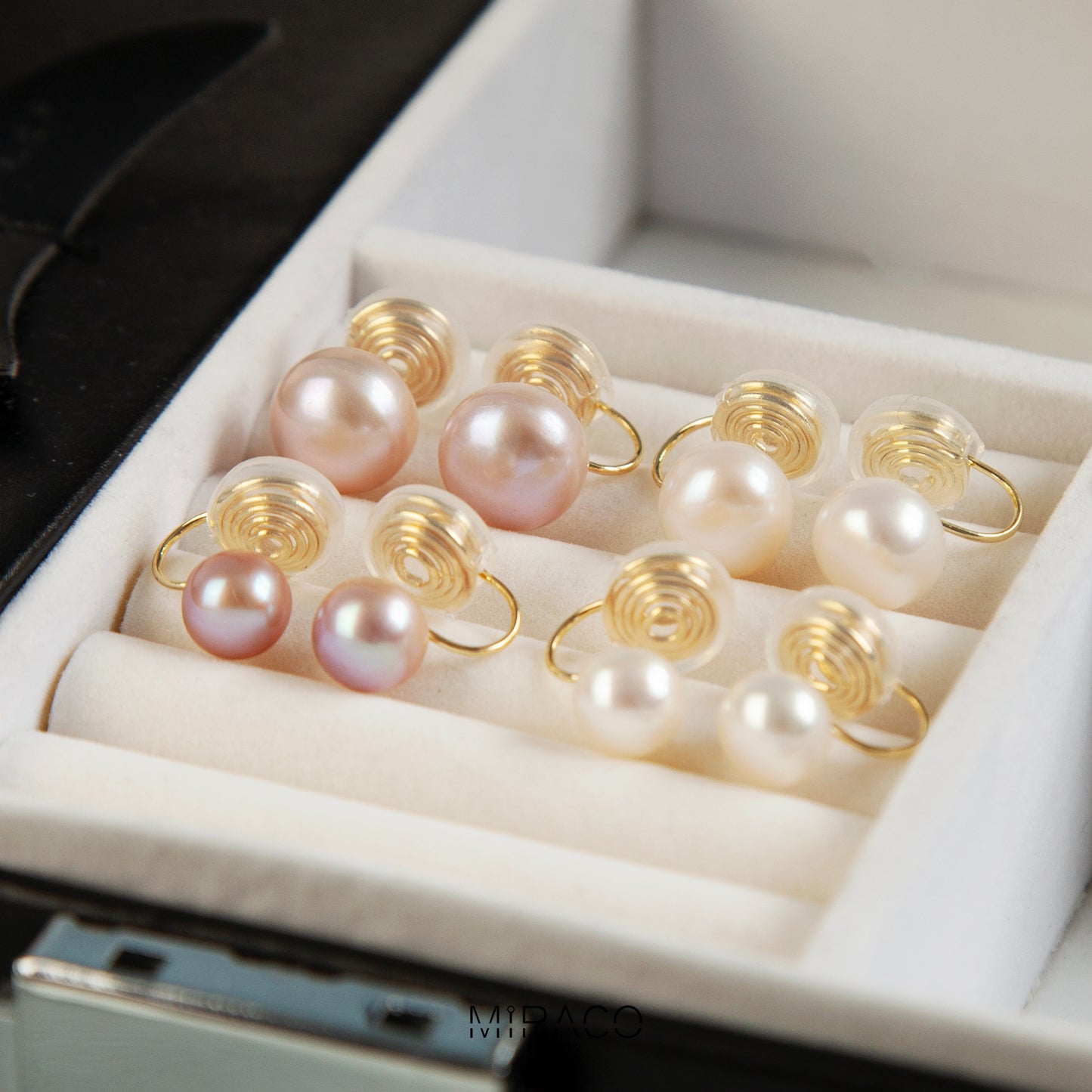 Pearls Clip On Earrings, Pearl Stud Earrings, Minimalist Style Freshwater Pearls Earrings, Small Pearl Stud Earrings, None Pierced Earrings