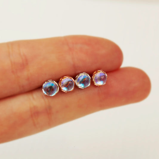 Rainbow Clear Stone Cartilage Earrings in Sterling Silver, Round Gemstone Ear Stud, Crown Stud Earrings, Crystal Stud Earrings, Minimalist Rose Gold Silver Studs, 925 Sterling Silver Earrings