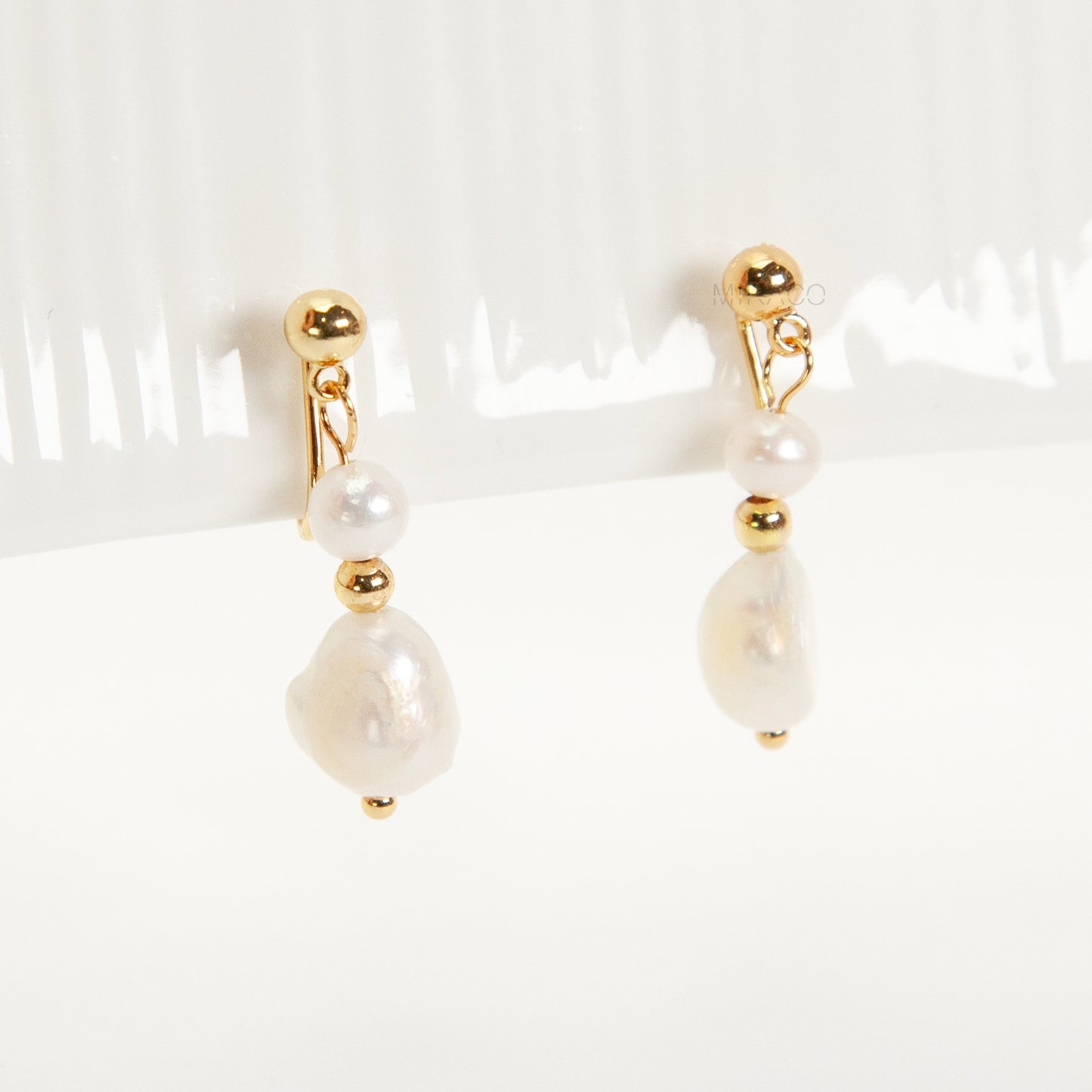 Everyday Baroque Pearl Clip-On Earrings