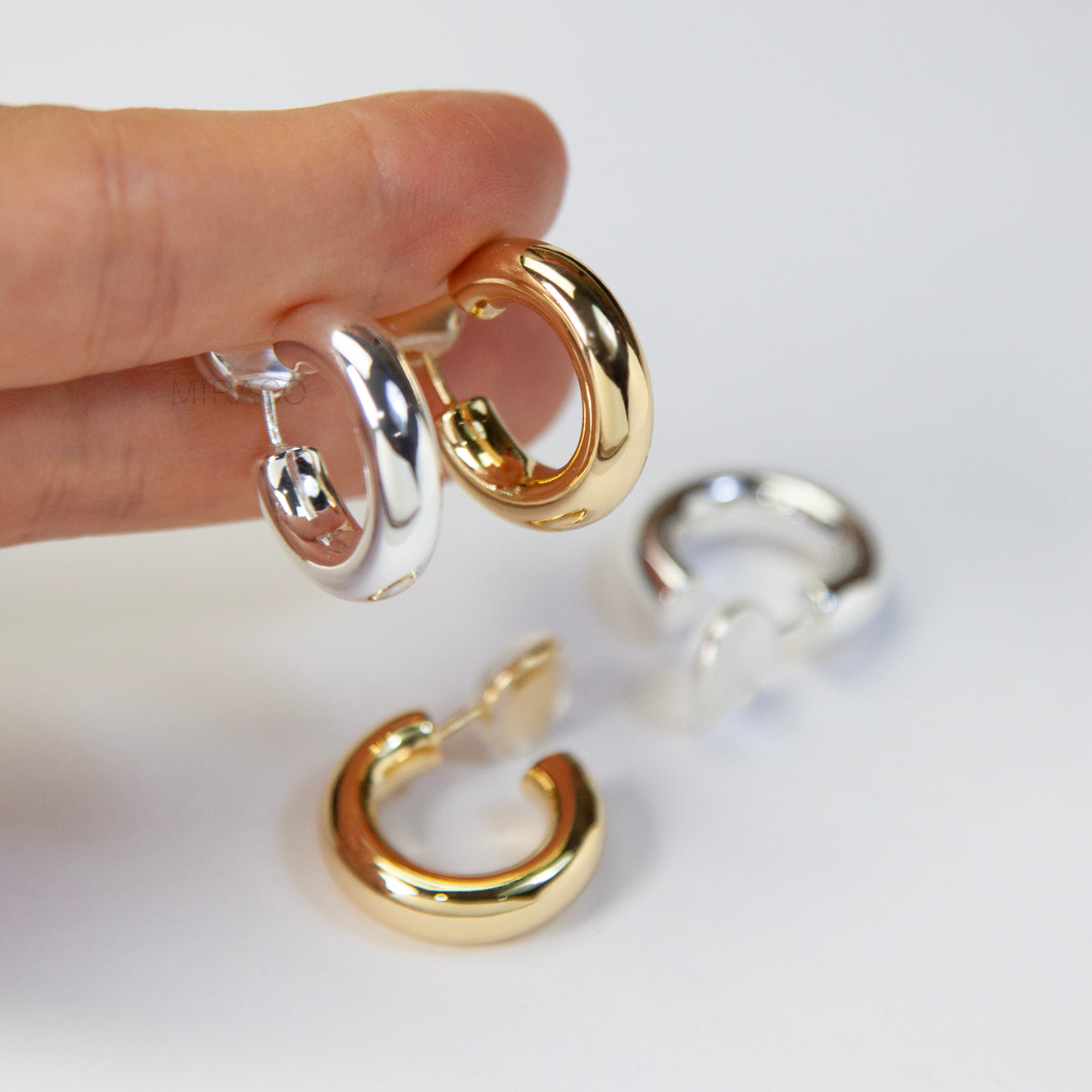 Classic Chunky Clip-On Hoop Earrings – Gold or Silver, No Piercing