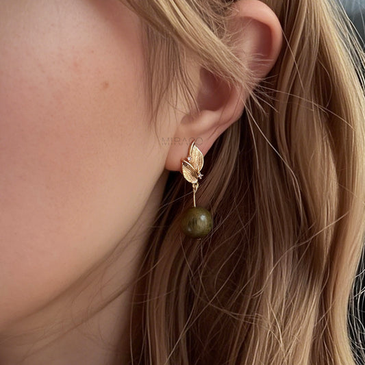 Clip-On Earrings – Green Sandalwood Bead with Leaf Stud