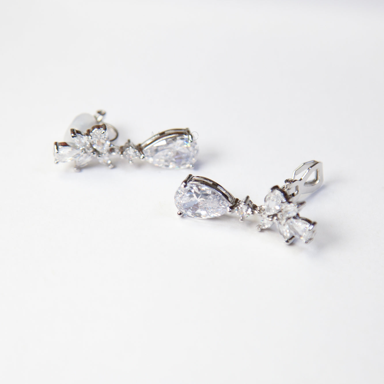 Leaf & Teardrop CZ Clip-On Drop Earrings – Mini Clip Back