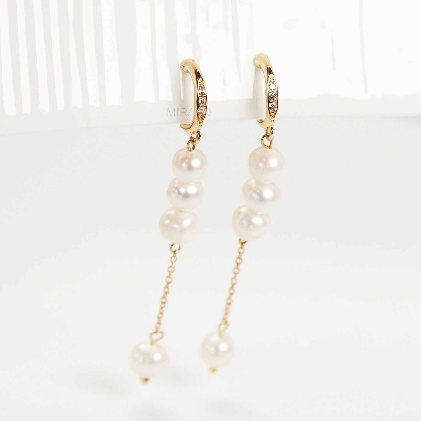 Classic Cascade Coil Back Freshwater Pearl Drops Clip-On Earrings, four pearls long tassel dangle earrings