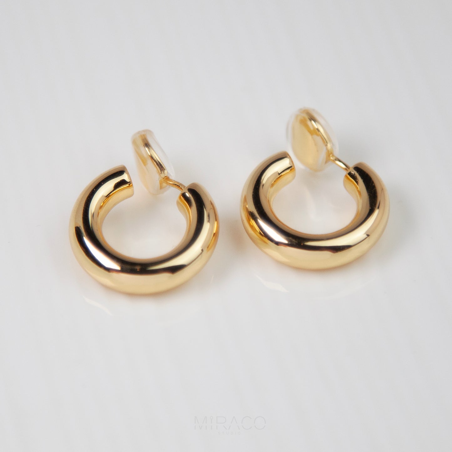 Classic Chunky Clip-On Hoop Earrings – Gold or Silver, No Piercing