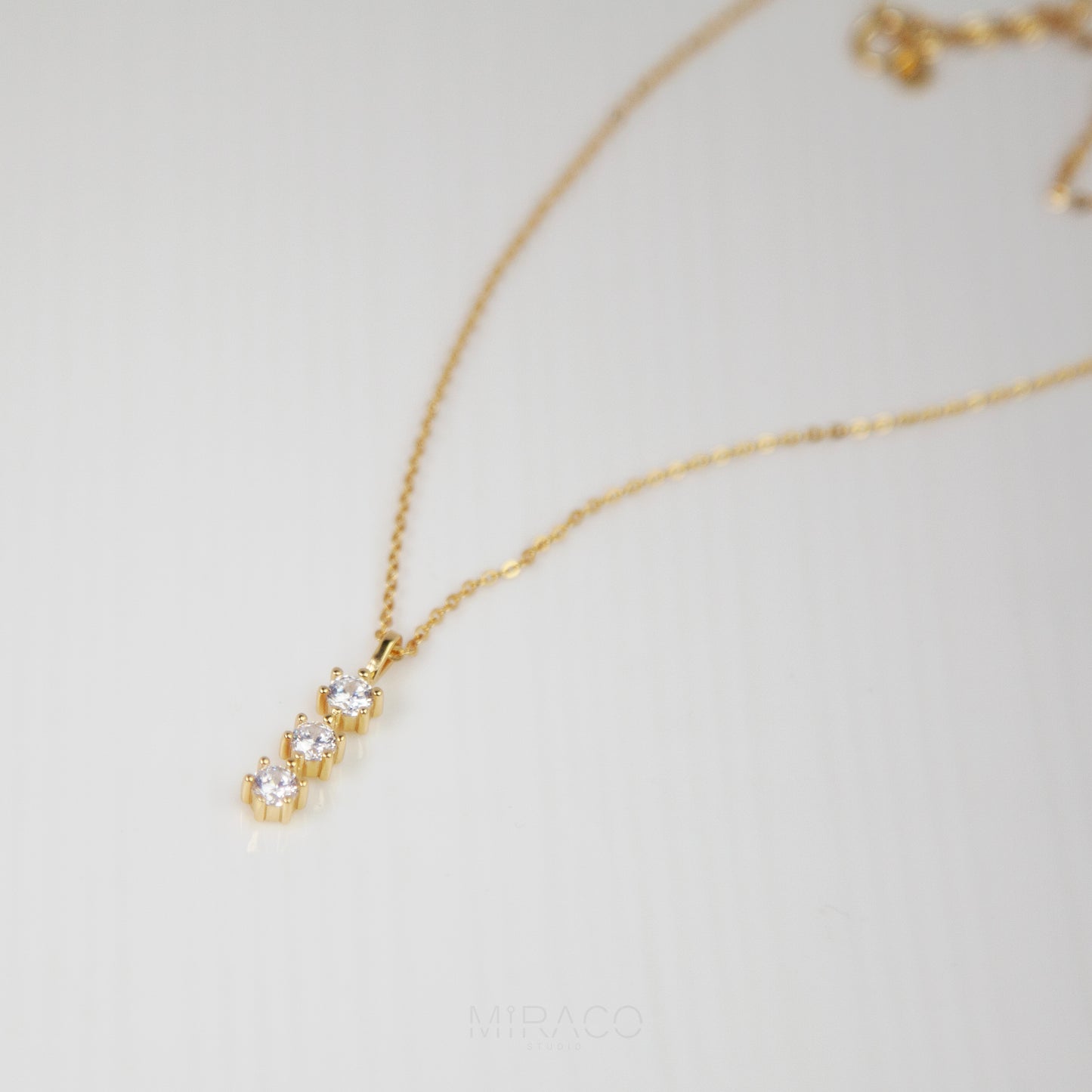 Gold 925 Sterling Silver Diamond Pendant Necklace Three Stone Crystal