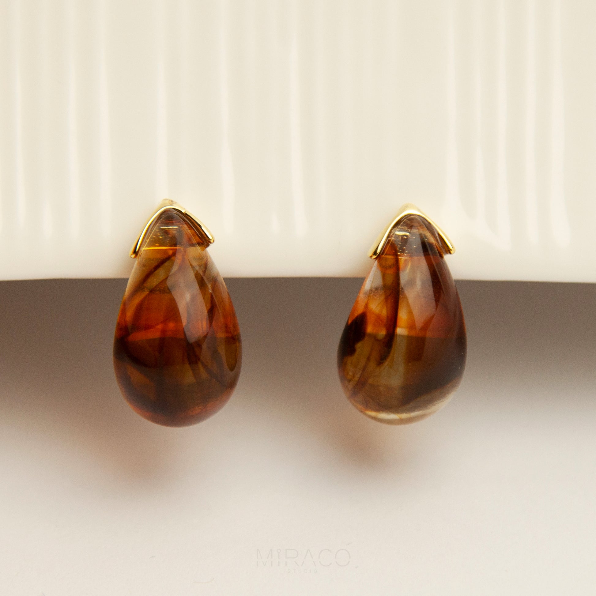 Chunky Waterdrop Domed Shape Non-Pierced Clip-On Earrings, Trendy Resin Statement Non Pierced Clips