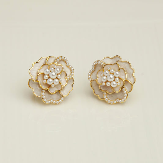Clip On Cream White Camellia Flower Earrings Pearl Stud Earrings, Floral Clip On Earrings White Flower Stud Earrings for Non-Pierced Ears