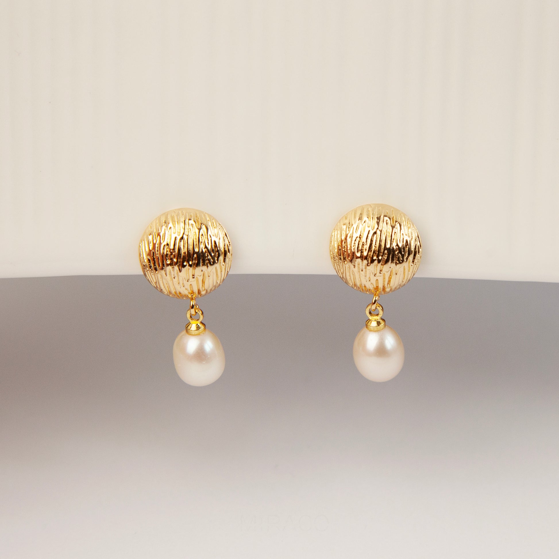 Clip On Dangle Drop Pearls Earrings, Non Pierced Dangle Earrings With Freshwater Pearls, Drop White Pearls Ear Clips with Gold Studs