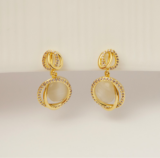 Clip On Earrings for Women, Oval Cats Eye Dangle Drop Earrings, Gold Dangle Non Pierced Earrings