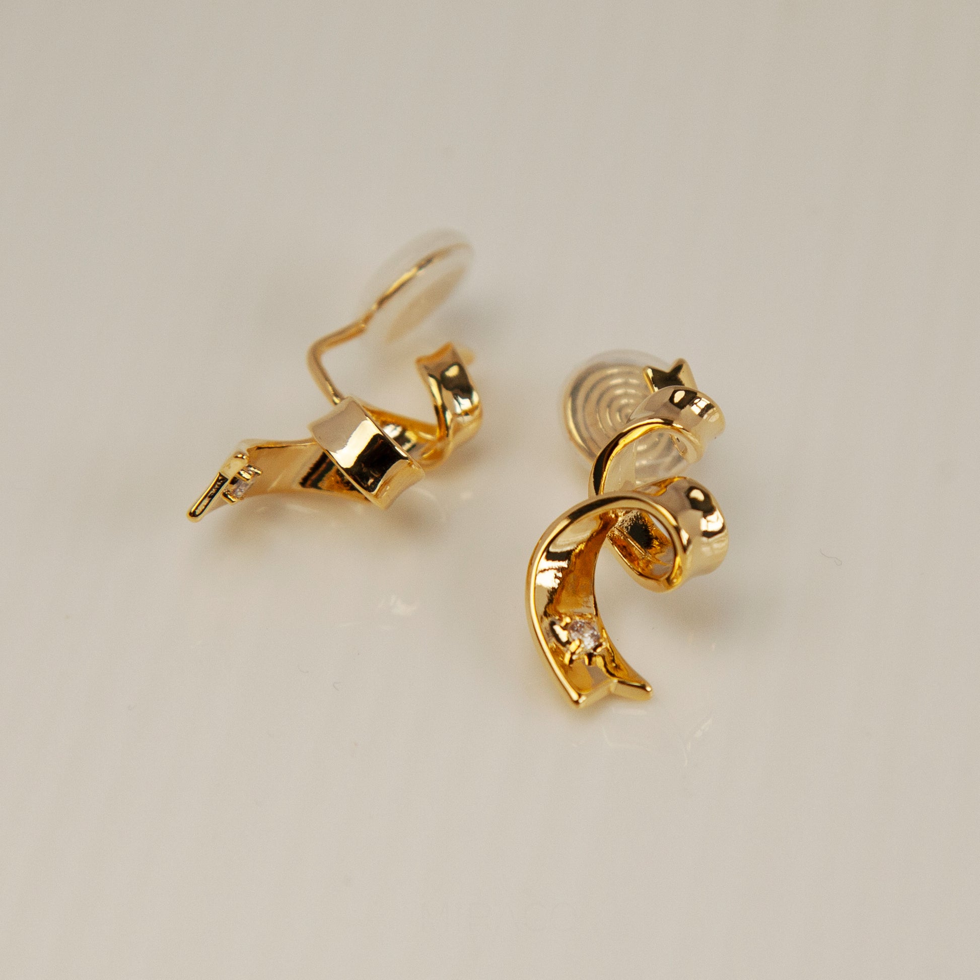 Clip On Gold Twisted Ribbon Stud Earrings, Twist Metal Clip On Studs with Diamond, Minimalist Gold Metal Non Pierced Earring With CZ Crystal