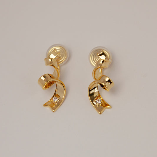 Clip On Gold Twisted Ribbon Stud Earrings, Twist Metal Clip On Studs with Diamond, Minimalist Gold Metal Non Pierced Earring With CZ Crystal