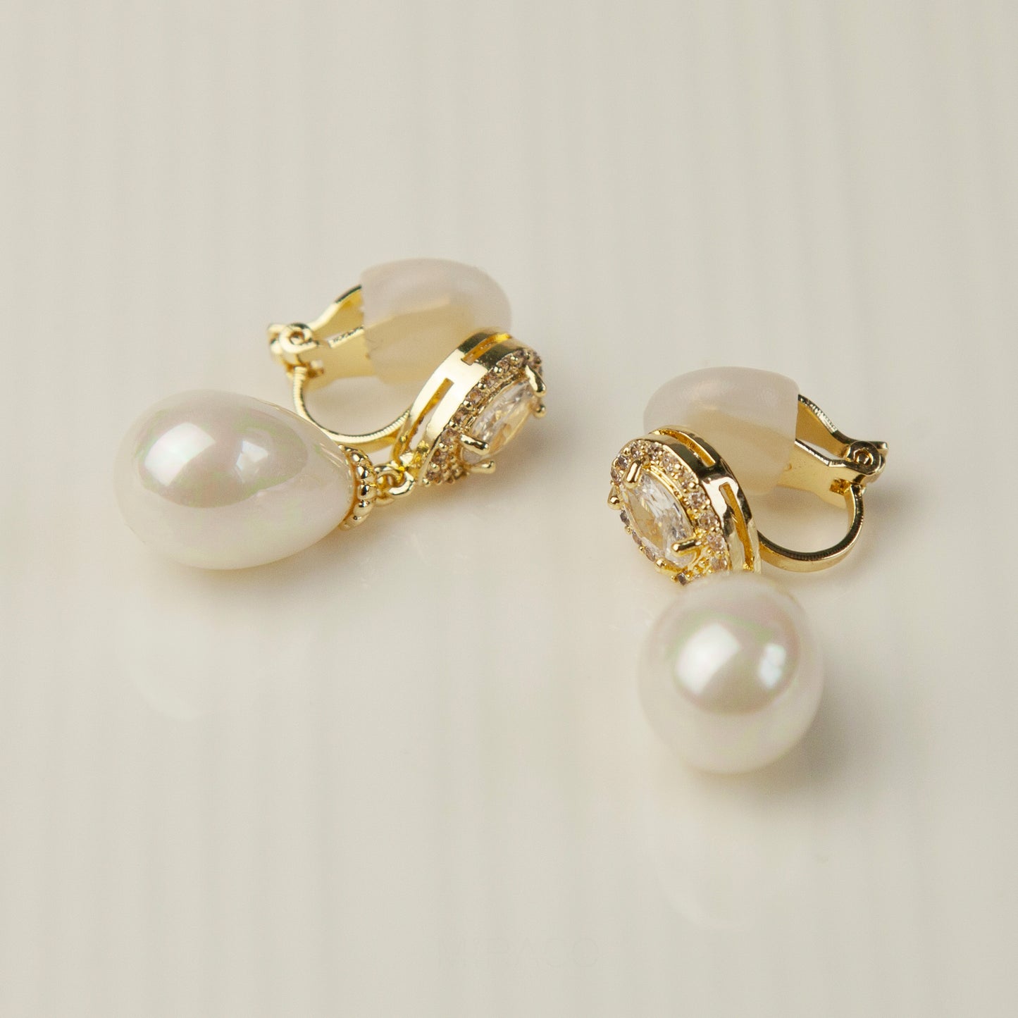 Clip On Pearls Diamond Earrings,Paddle Back Mini-Clip Dangle Earrings, Clear Crystal Pearl Dangle and Drop Earrings, Non-Pierced Bridal Wedding Earrings
