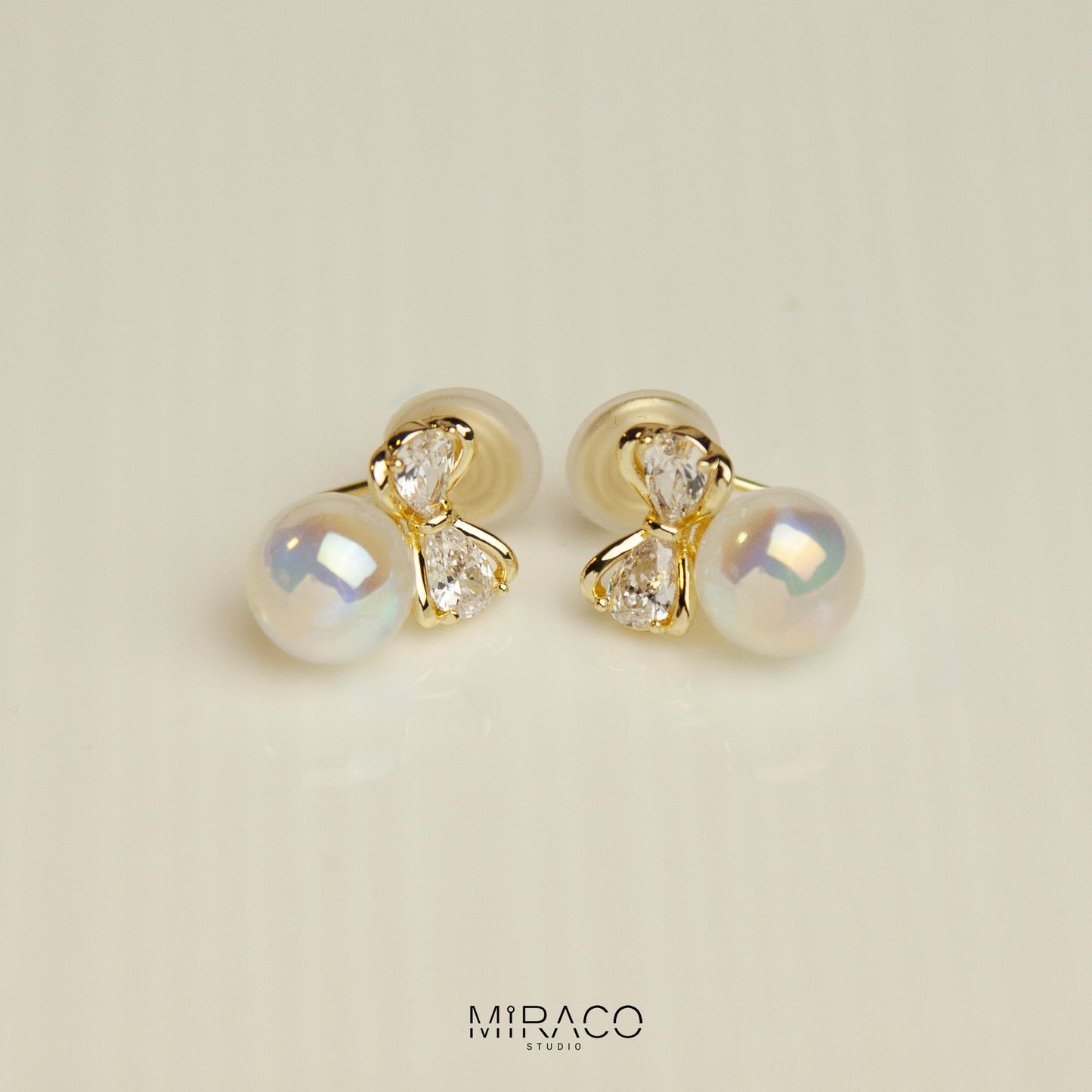 Colourful Large Pearls Earrings, Non-Pierced Pearls for Women, Elegant Sparkle Bridal jewellery