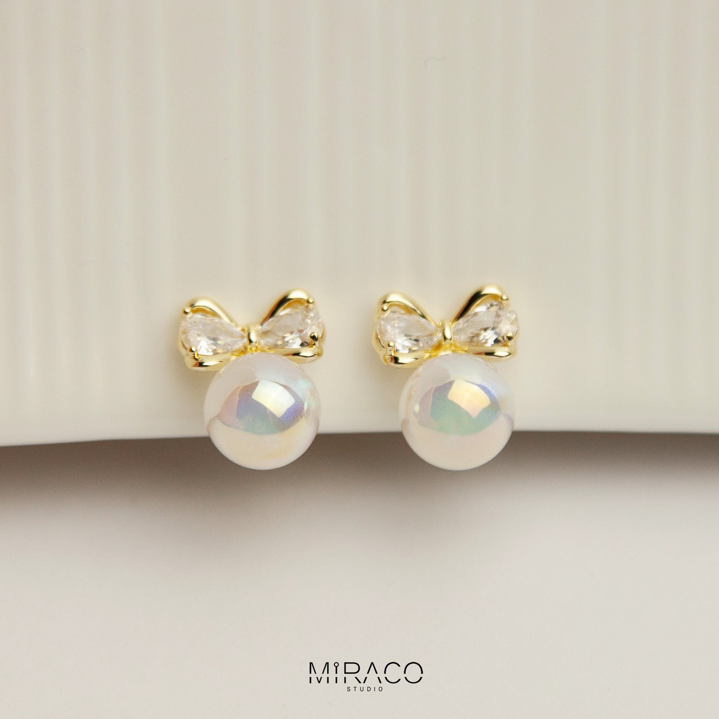 Colourful Large Pearls Earrings, Non-Pierced Pearls for Women, Elegant Sparkle Bridal jewellery
