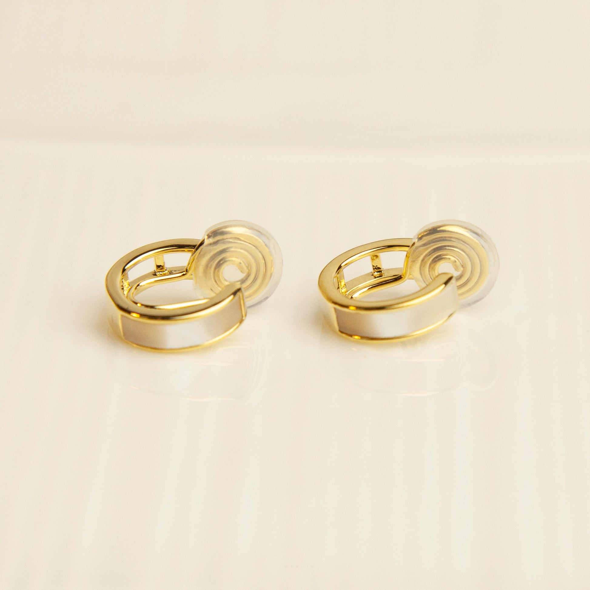 Elegant Clip On Huggie Earrings, Cream White Huggie Hoops, Gold Plated Mother Of Pearl Hoop Earrings, No Piercing Earring, Invisible Clip On Earrings