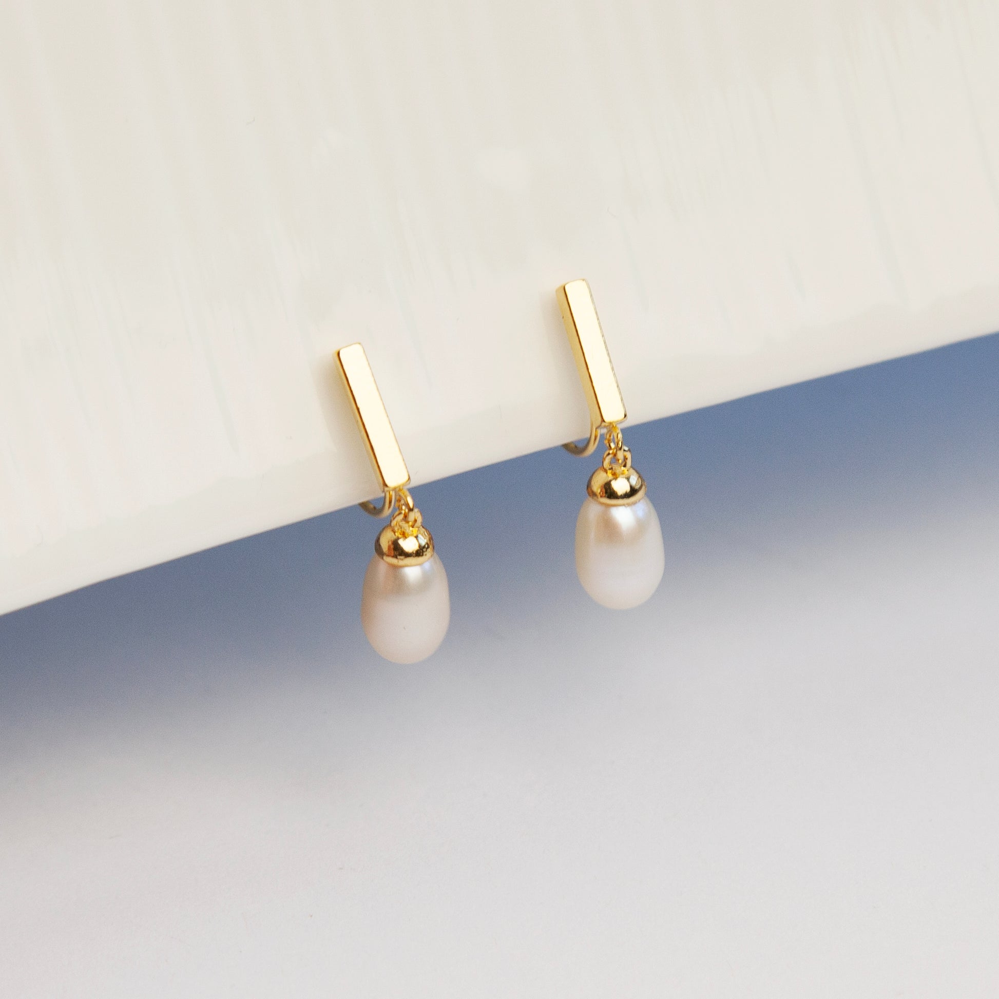 Genuine Pearl Dangle Clip On Earrings, Minimalist Dangle Pearls Earrings, Simple Dangle Pearl Earrings, Freshwater Pearl Non Pierced Earring