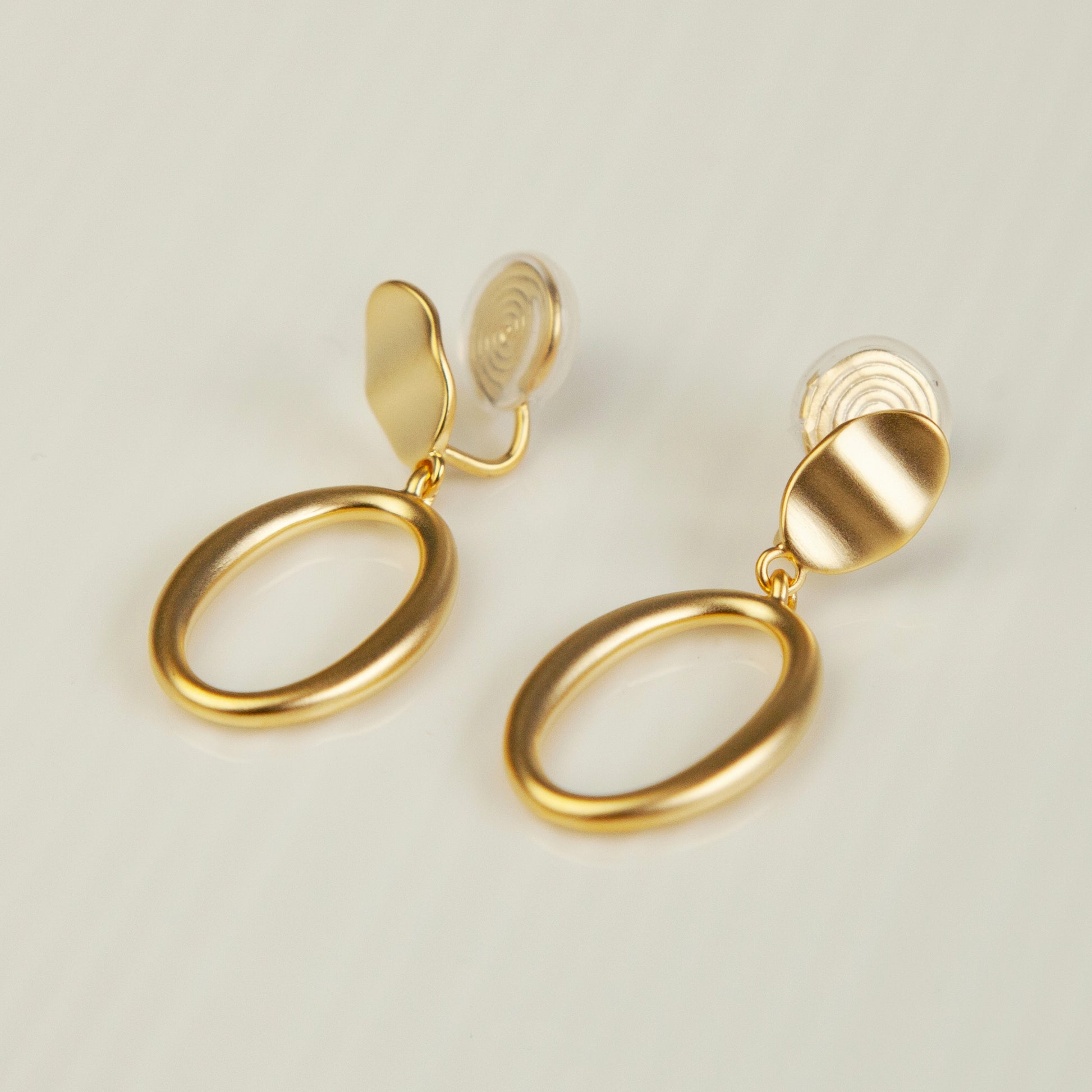 Gold Circle Dangle Earrings, Gold Clip On Earrings, Minimal Ear Clip Non Pierced Circle Drop Earring