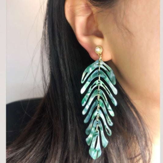 Green_Leaf_dangle_clip_on_earrings