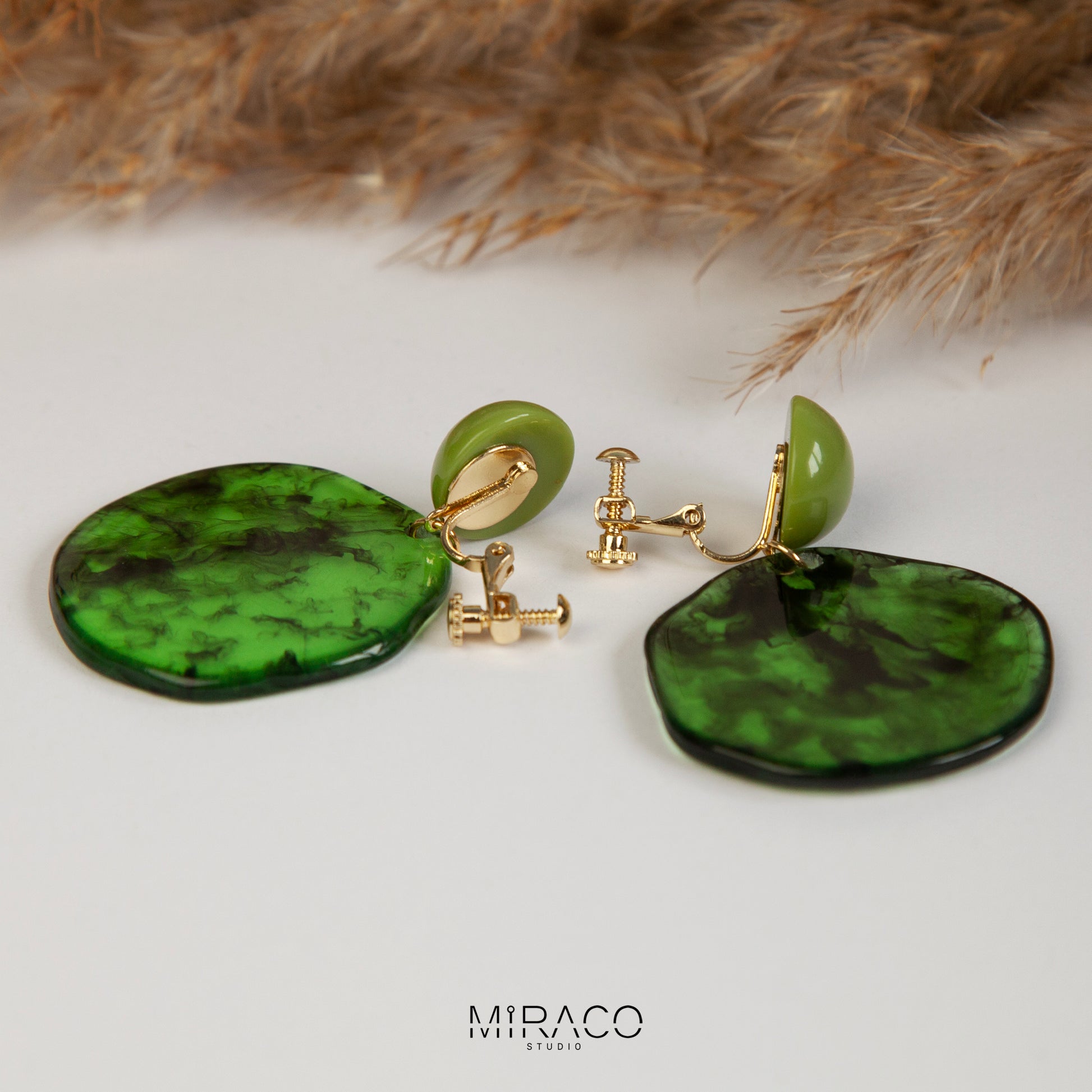 Large Green Disk Dangle Geometric Clip On Earrings, Large Minimal Ear Clip Non Pierced Circle Drop Earrings