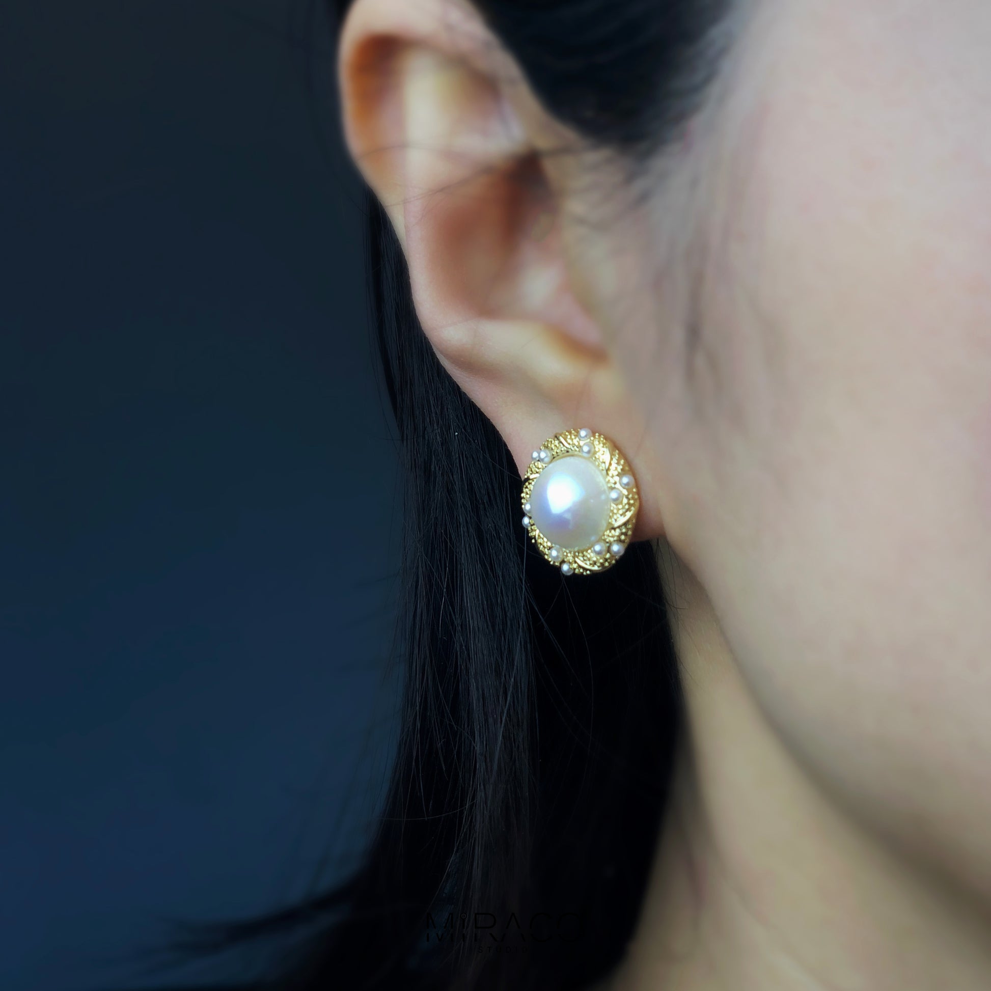 Large Pearl Clip-On Earrings, Gold Rim Round Button Non-Pierced Earrings, Retro Gold Pearl Studs, Clip On Studs Non-Pierced Earrings