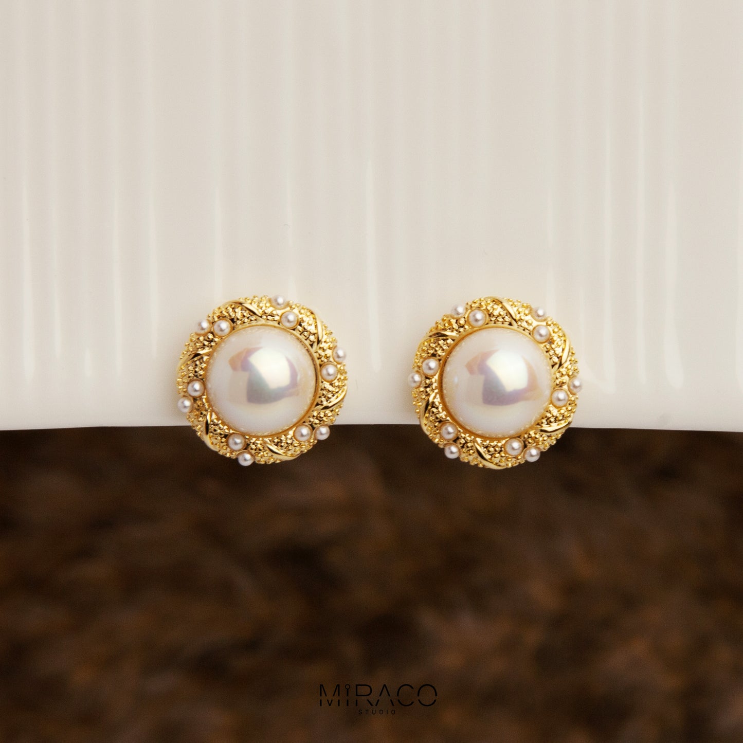 Large Pearl Clip-On Earrings, Gold Rim Round Button Non-Pierced Earrings, Retro Gold Pearl Studs, Clip On Studs Non-Pierced Earrings