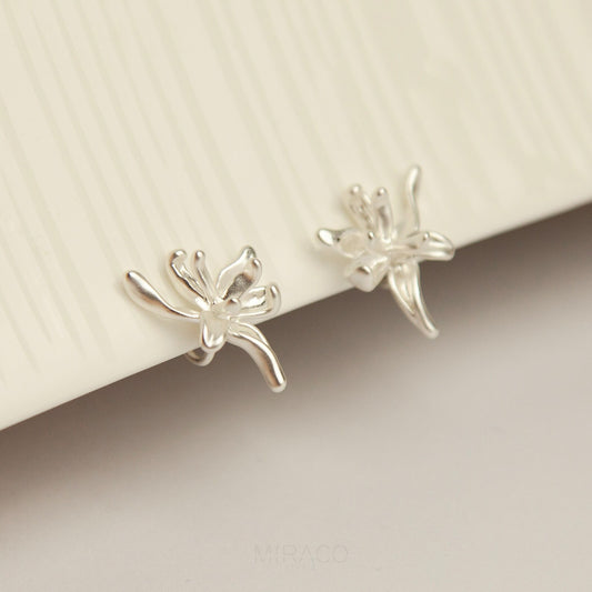 Matt Silver Floral Studs, Non Pierced 3D Plant Jewelry Nature Inspired Floral Plant Earrings