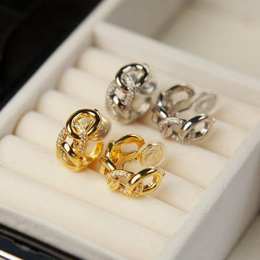 Minimalist Linked Knot Clip On Huggie Earrings, Huggie Hoop Earrings in Gold &amp; Silver, Diamond Chunky Hoops, Coil Back Non Pierced Earrings