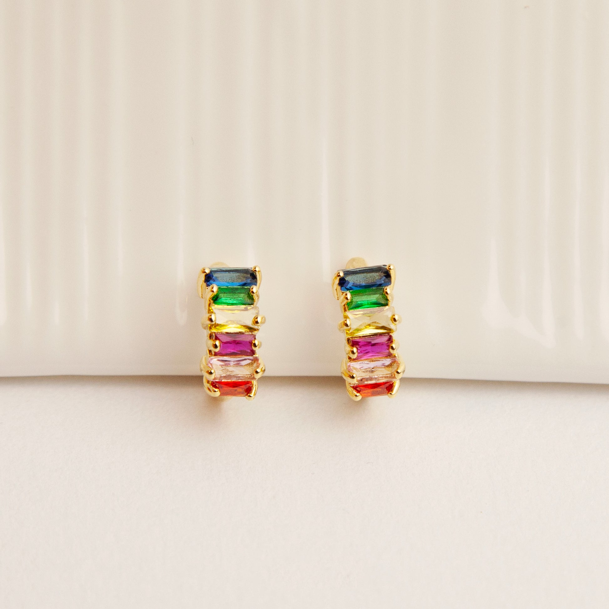 Rainbow Clip On Huggie Earrings, Minimalist Simple Crystal Cluster Huggie Hoop Earrings, Clip On Hoop Earrings, Multi Color Crystal Hoops
