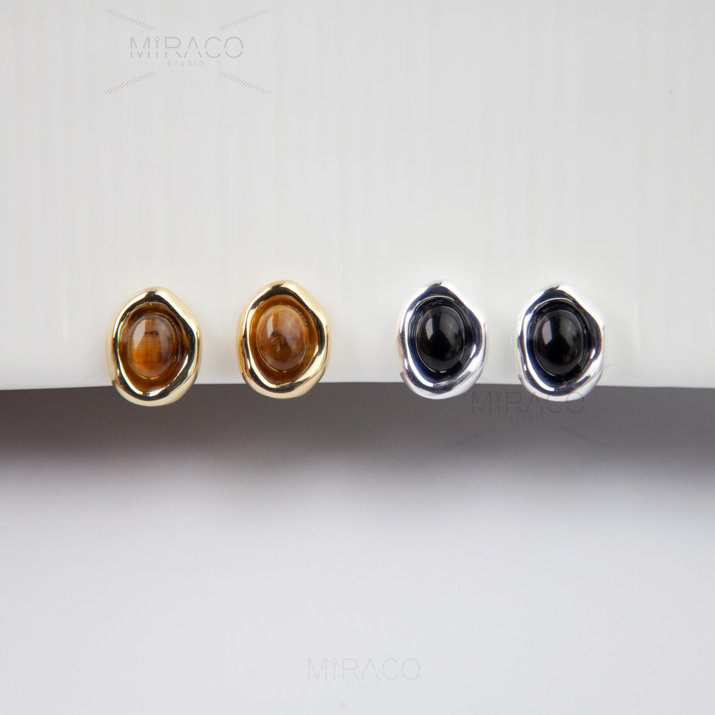 Small Ball Stud Earrings, Modern Minimalist Earrings, Screw Back Clips Silver Black Stud Clip On Studs, Brown God Simple Non Pierced Earring