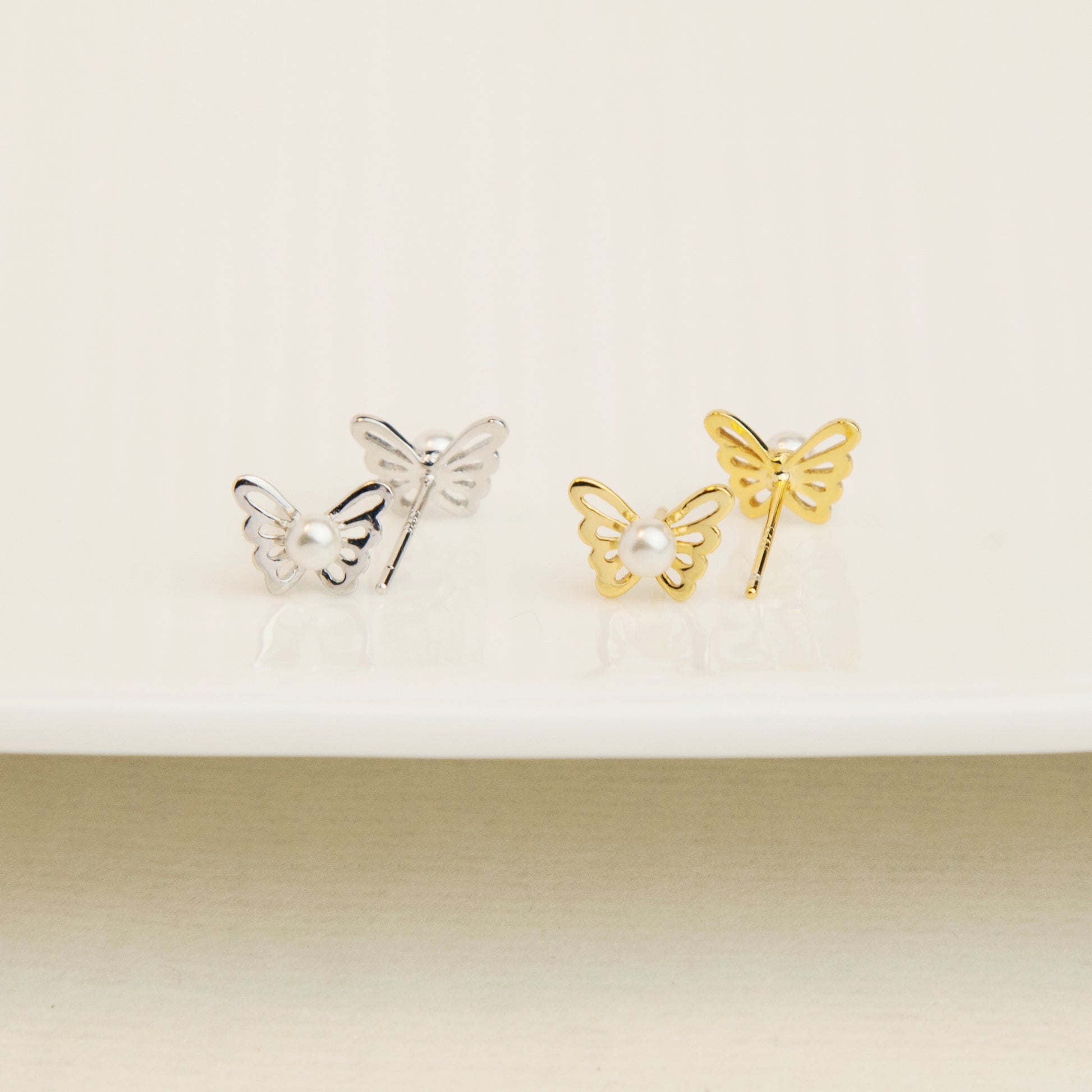 Sterling Silver Pearl Hollow Out Butterfly Studs, Dainty Butterfly Labret Stud Cartilage Earring Tragus Conch Stud Cartilage Stud Earrings