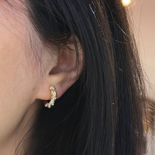 Clip On Twisted Pearls Hoop Earrings