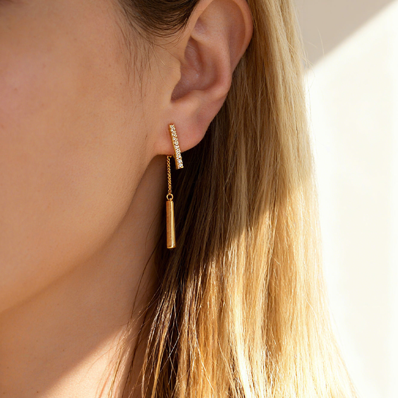 clip-on earrings gold, clip-on earrings silver, non pierced earrings, long dangle earrings, chain drop earrings, cubic zirconia clip-on, statement earrings non pierced, bridal clip-on earrings, elegant earrings no piercing