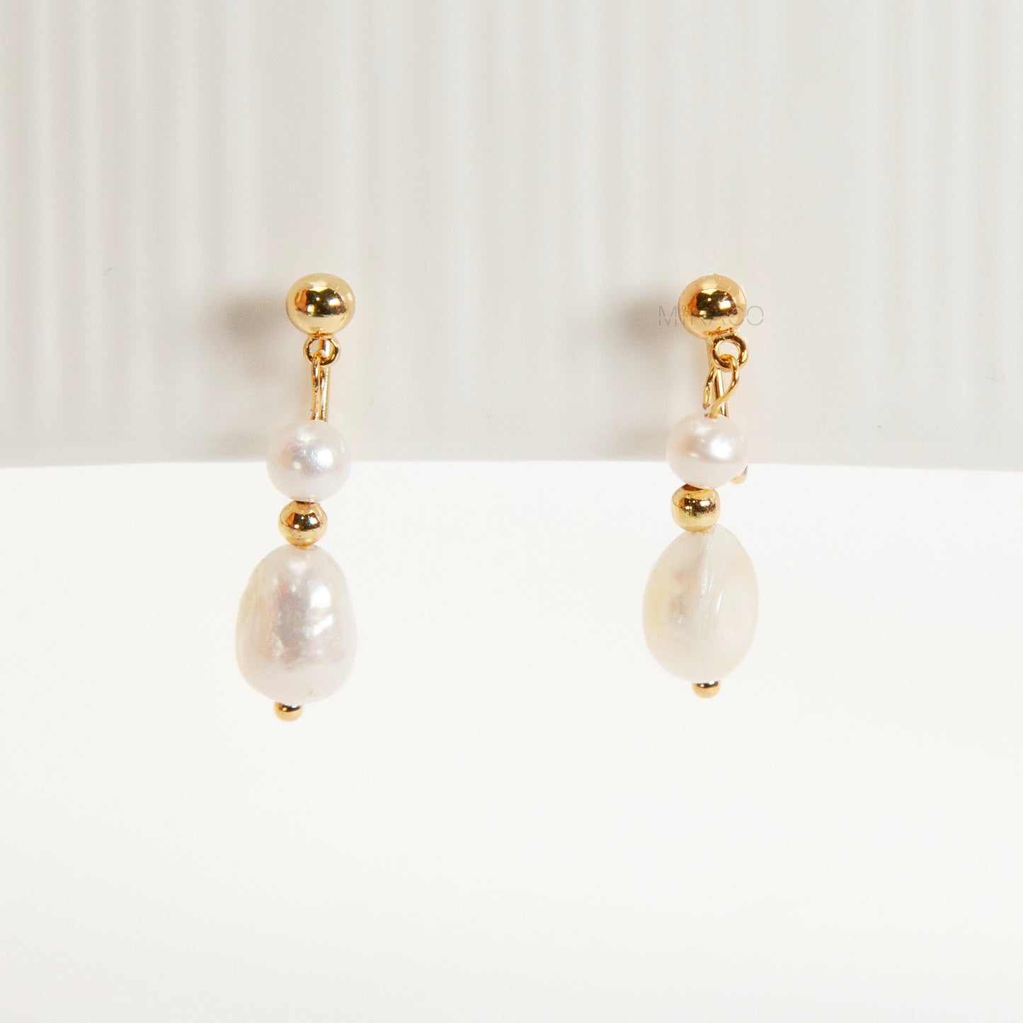 Everyday Baroque Pearl Clip-On Earrings