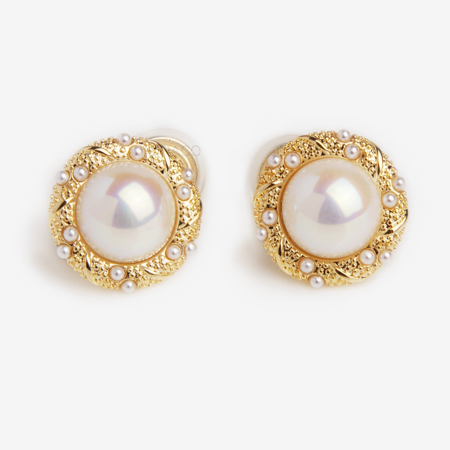 Large Pearl Clip-On Earrings, Gold Rim Round Button Non-Pierced Earrings, Retro Gold Pearl Studs, Clip On Studs Non-Pierced Earrings