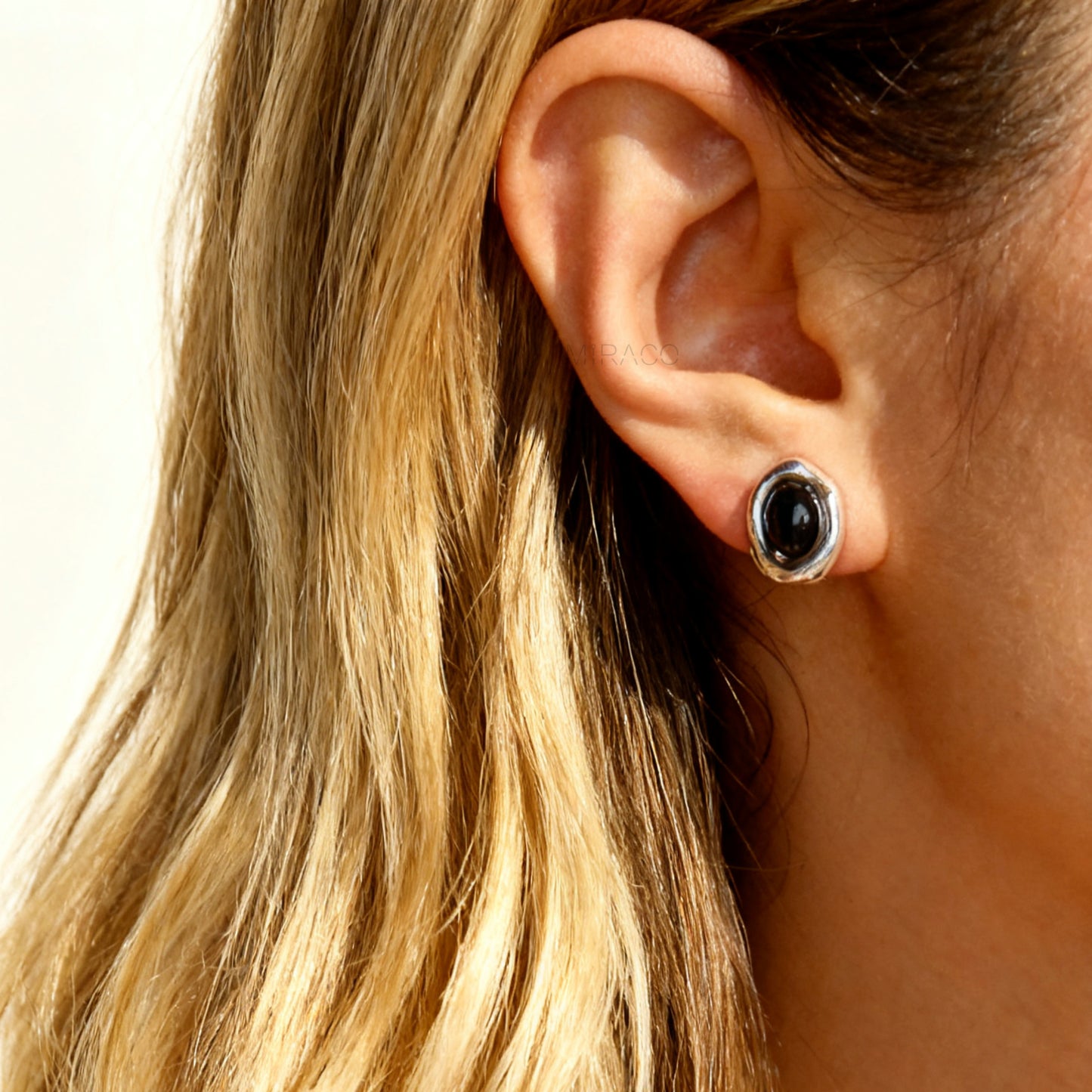 Small Ball Stud Earrings, Modern Minimalist Earrings, Screw Back Clips Silver Black Stud Clip On Studs, Brown God Simple Non Pierced Earring