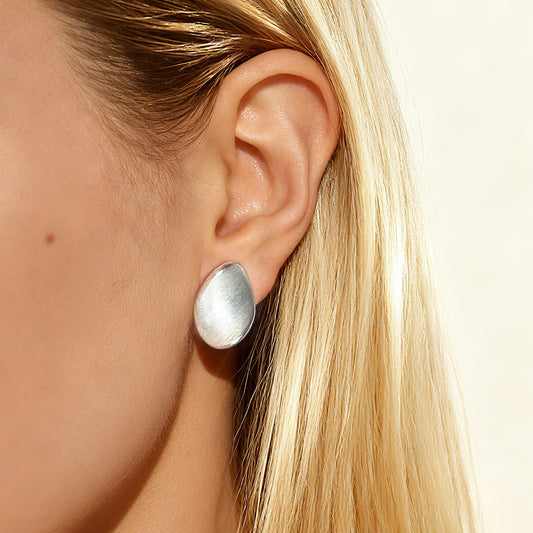 Minimalist Silver Clip-On Earrings – Modern Abstract Non-Pierced Design