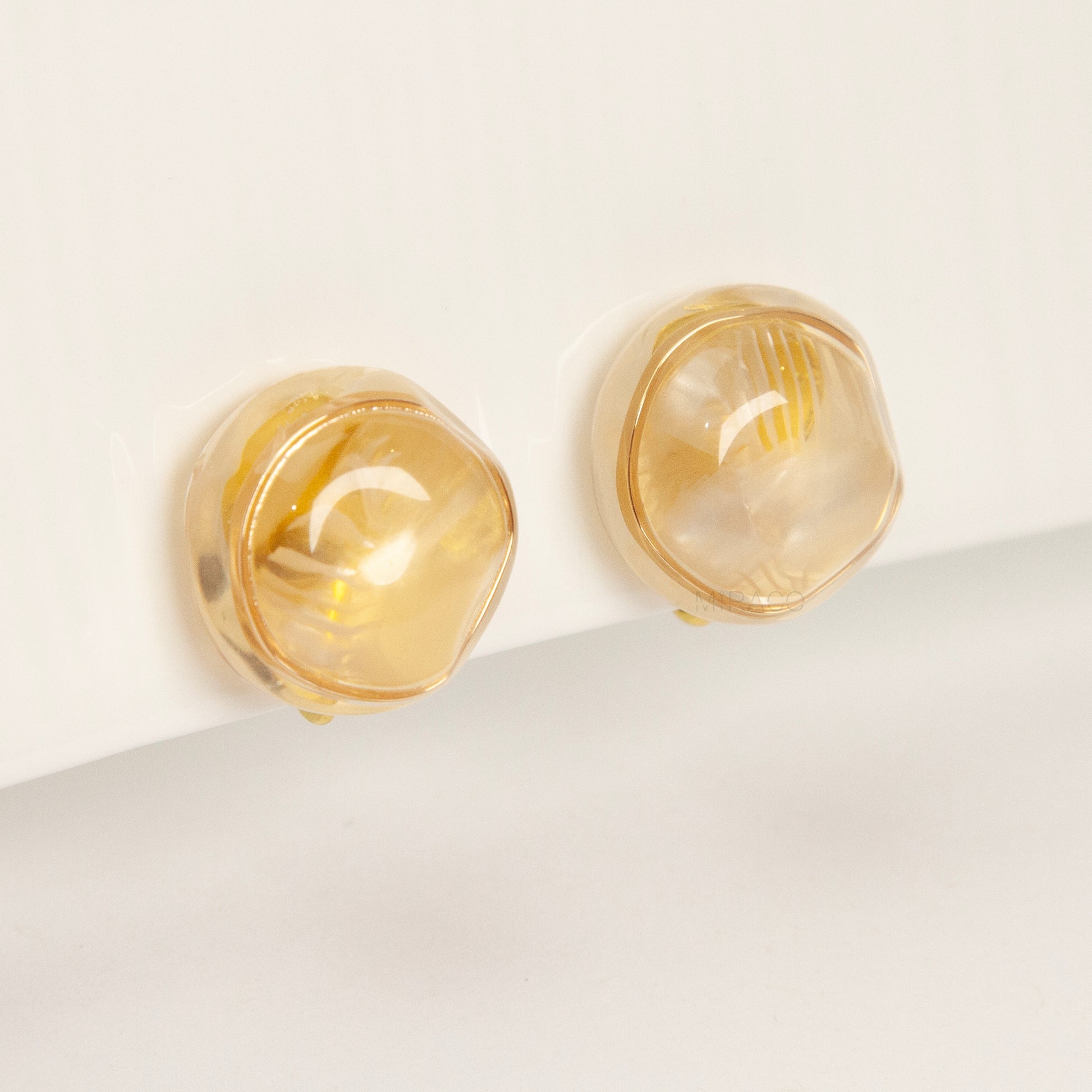 round resin clip-on earrings, gold screw back earrings non pierced, marbled dome earrings, clear resin clip-on studs, screw back clip earrings, statement clip-on earrings, non pierced gold earrings