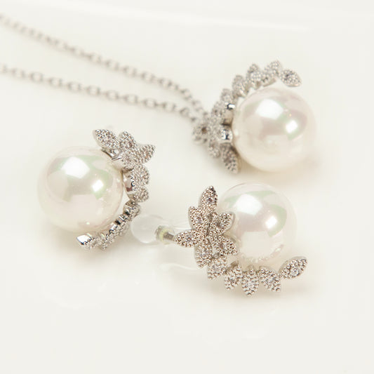 Pearl Clip-On Earrings and Necklace Set | Invisible Clips