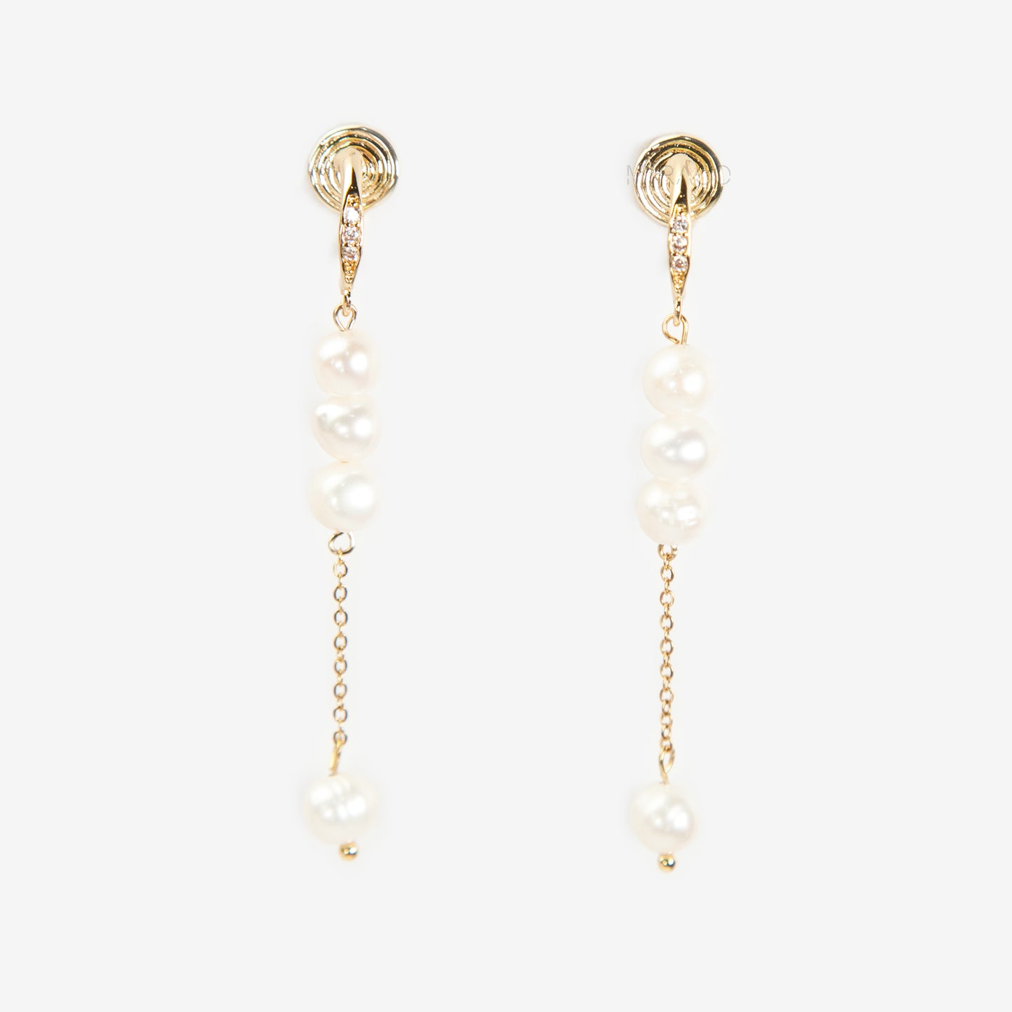 Classic Cascade Coil Back Freshwater Pearl Drops Clip-On Earrings, four pearls long tassel dangle earrings