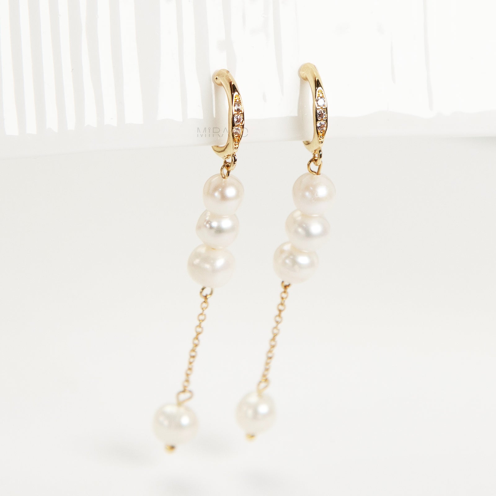 Classic Cascade Coil Back Freshwater Pearl Drops Clip-On Earrings, four pearls long tassel dangle earrings