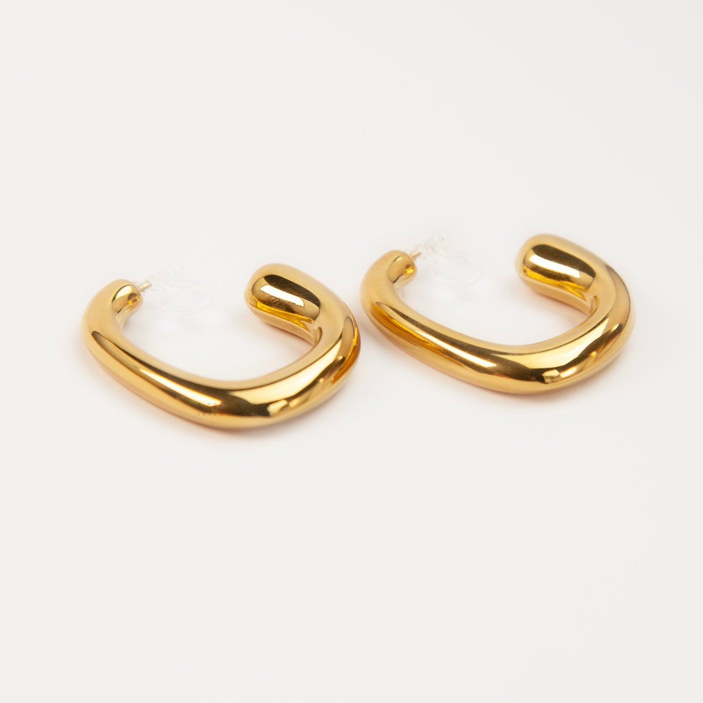 Gold Chunky Hoop Clip-On Earrings – Invisible Backs