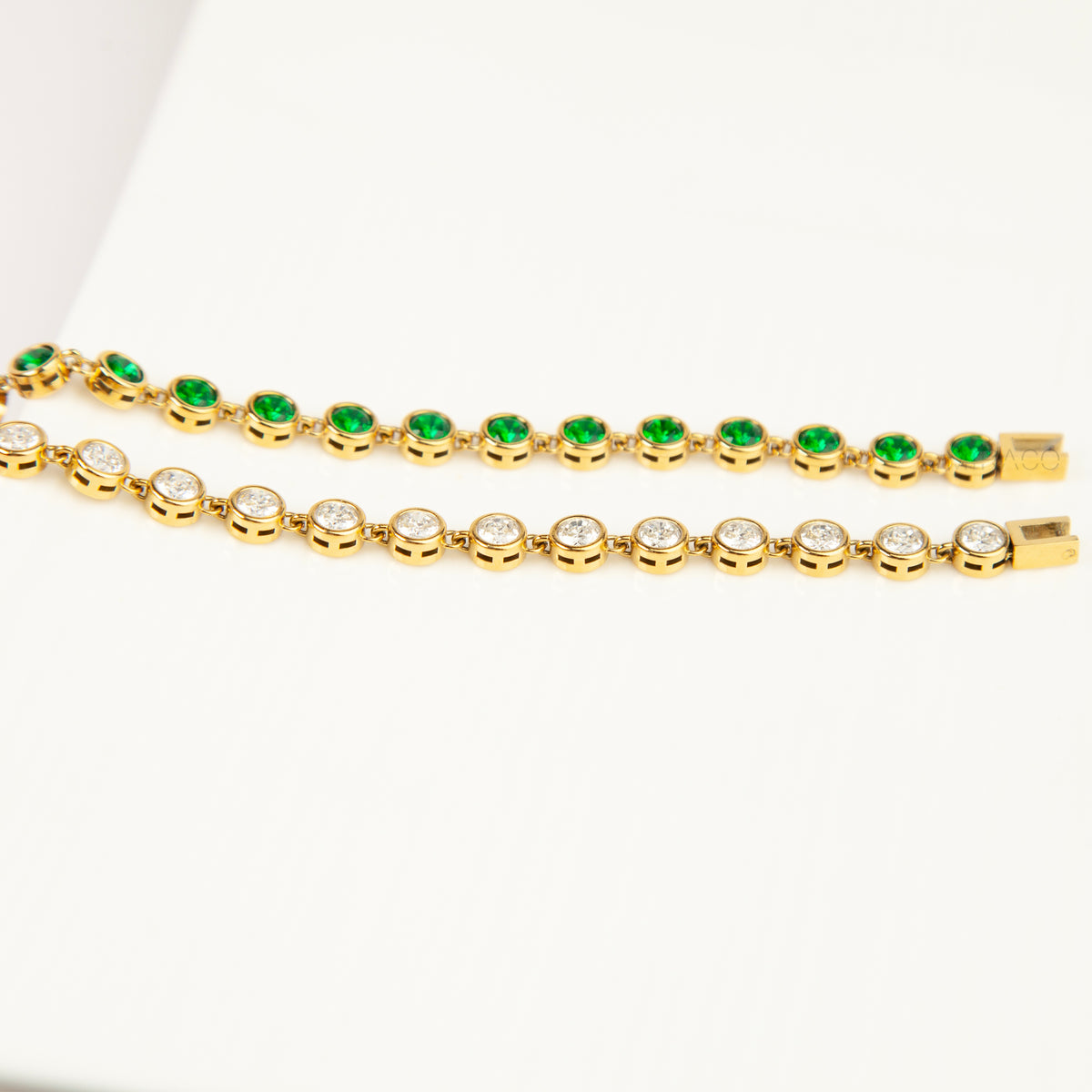 18K gold plated bezel-set emerald green cubic zirconia tennis bracelet